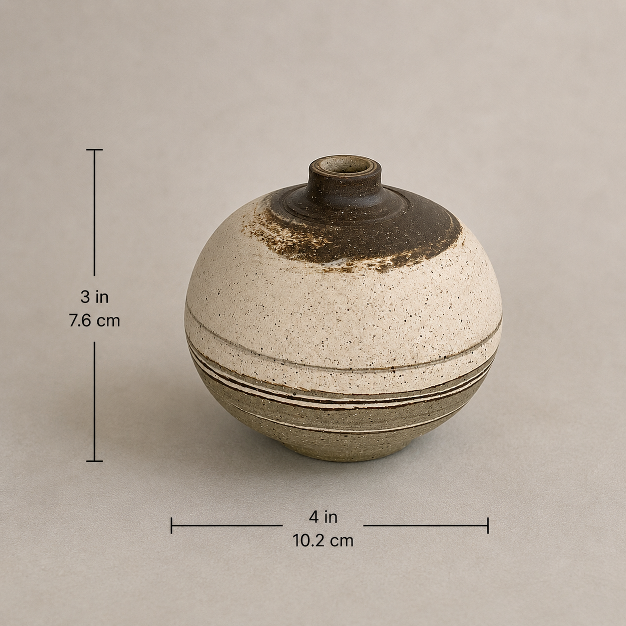 EARTH LINES: Marbled Clay Vase No18