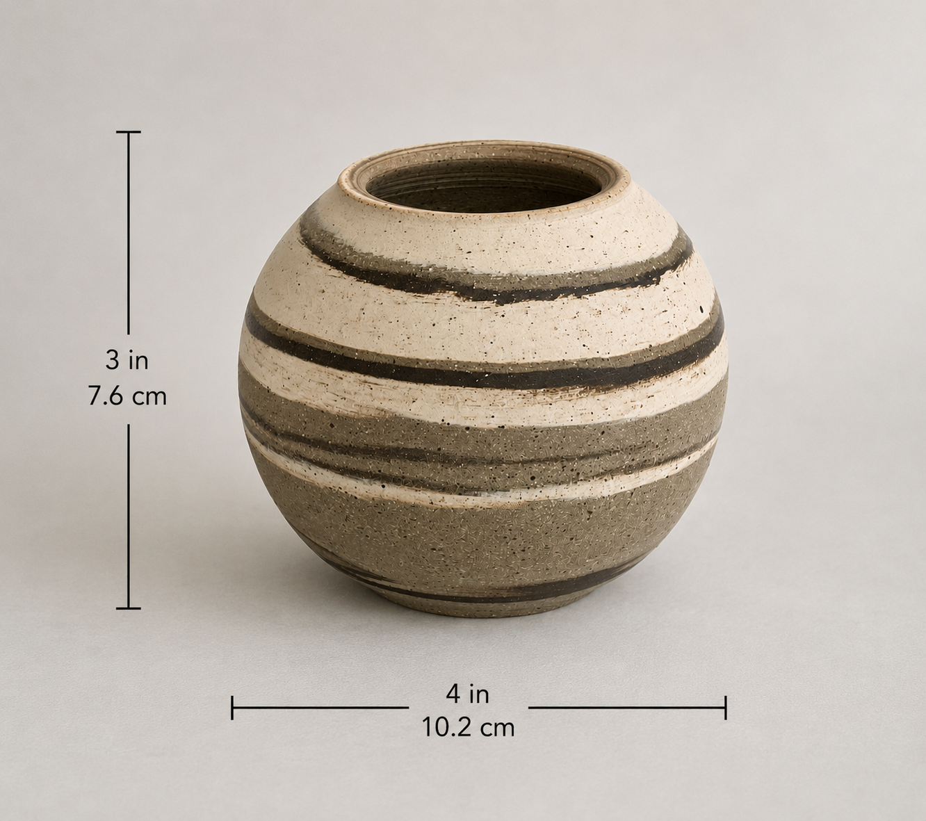 EARTH LINES: Marbled Clay Vase No16