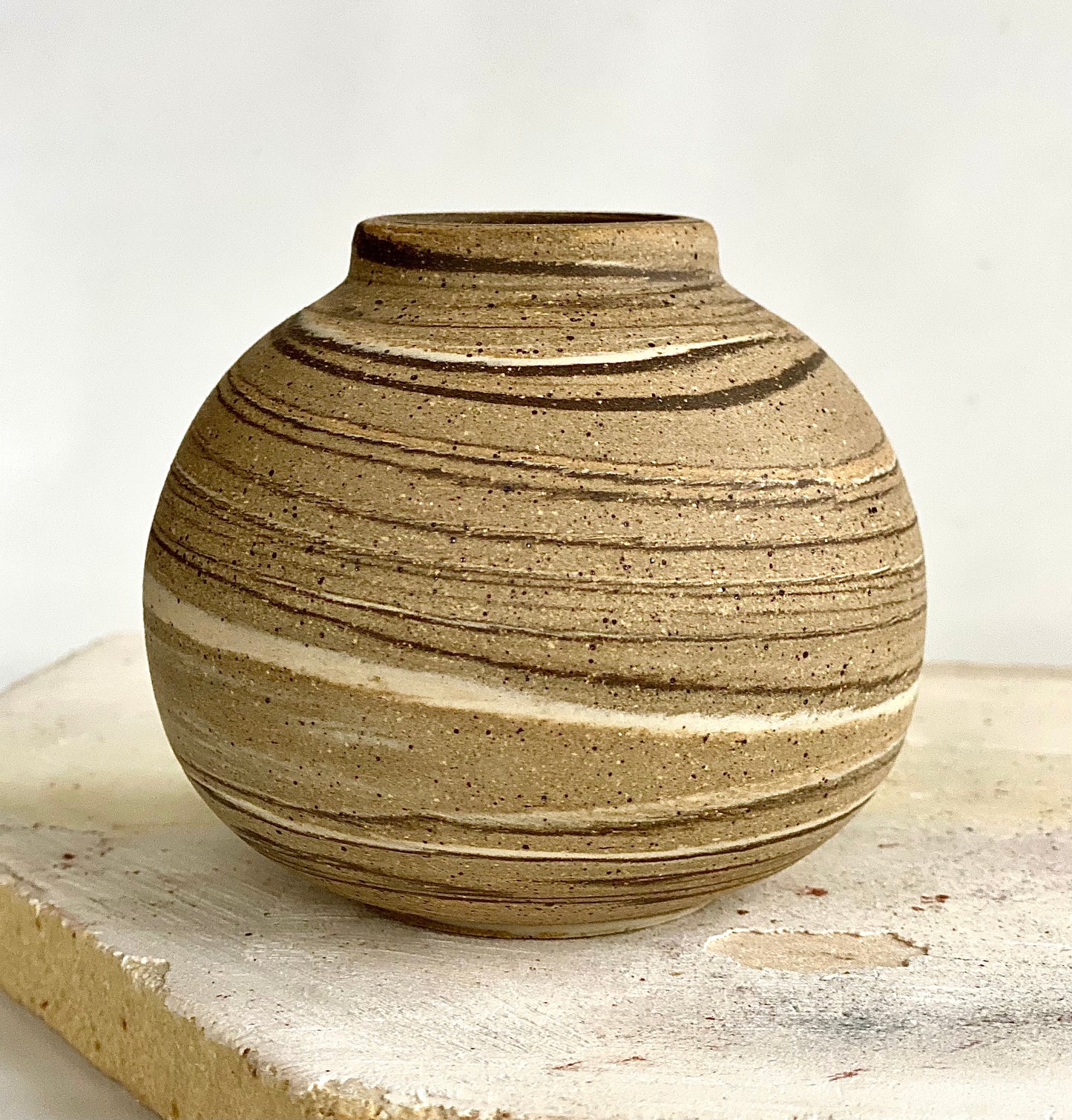 EARTH LINES: Marbled Clay Vase No19