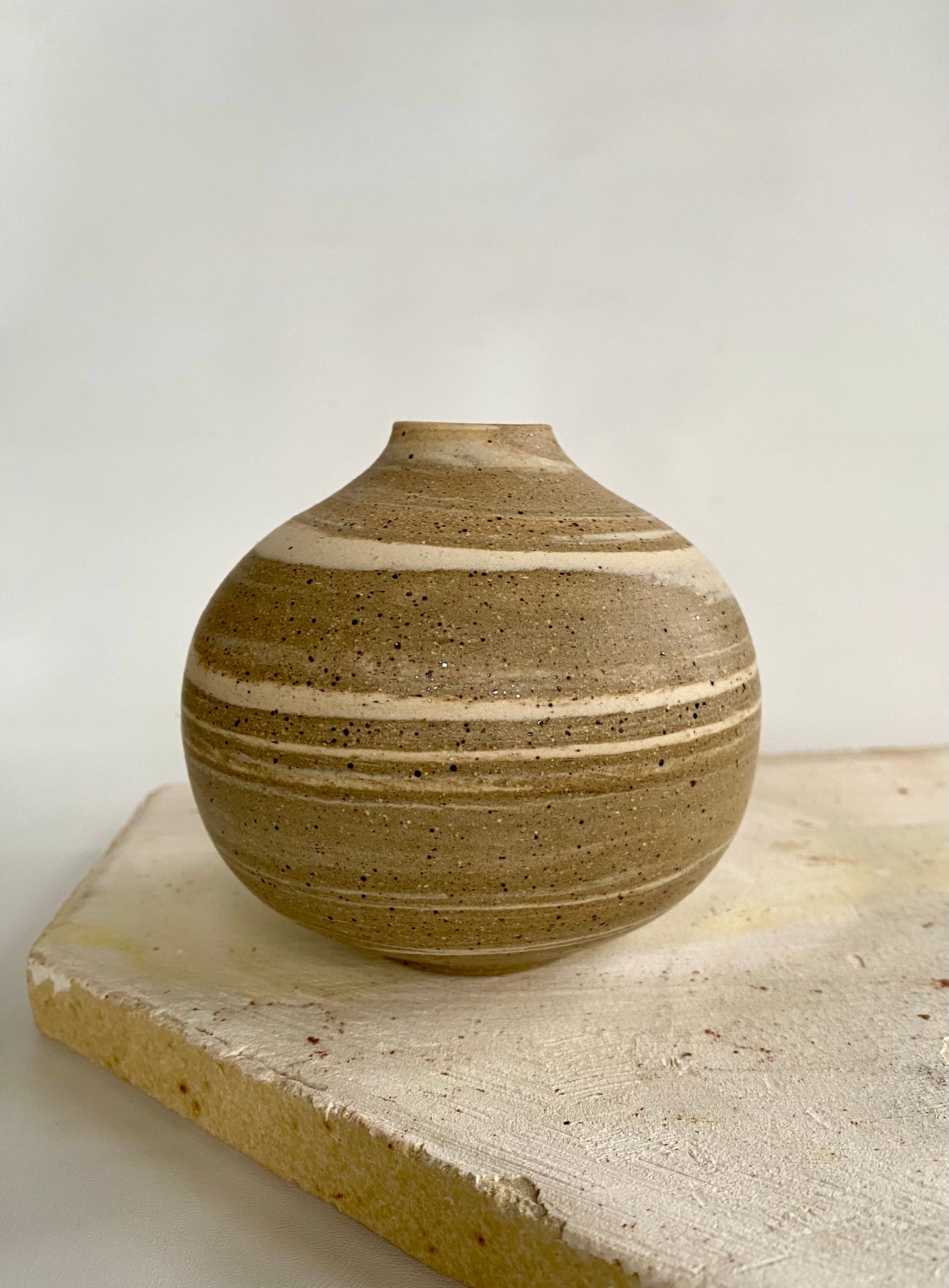 EARTH LINES: Marbled Clay Vase No20
