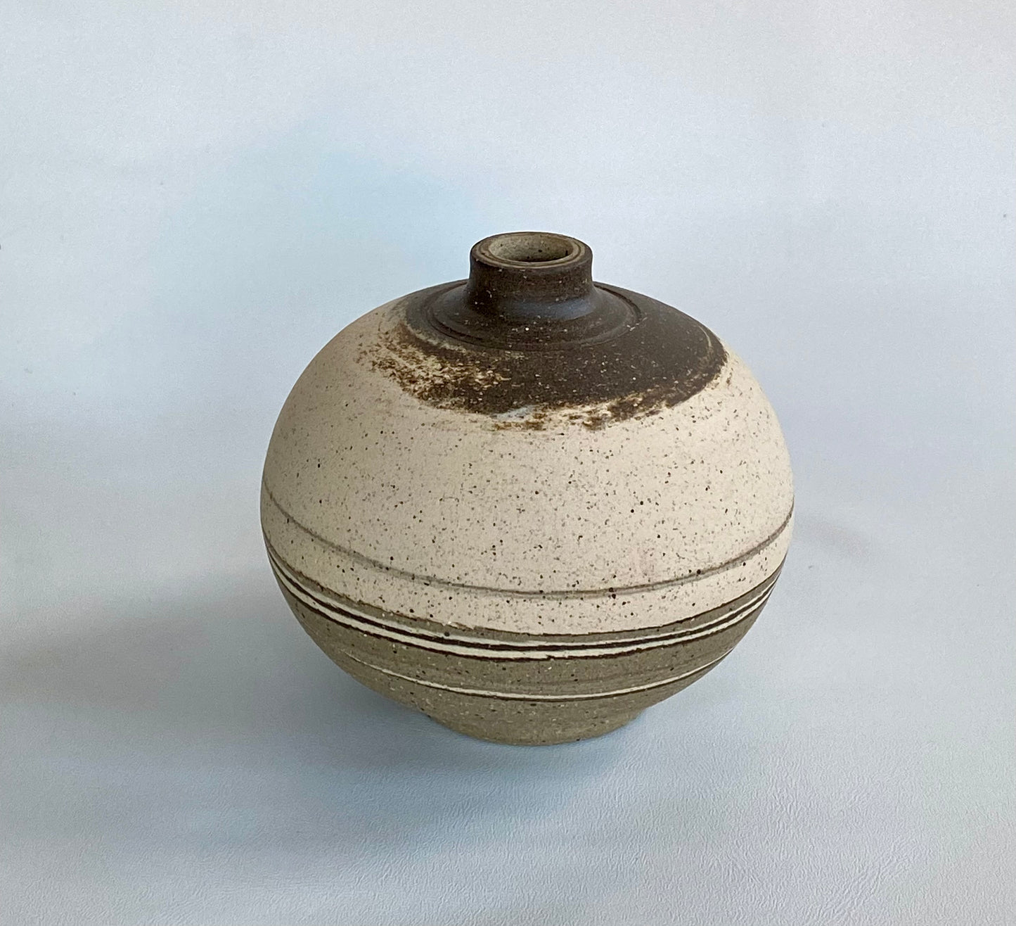EARTH LINES: Marbled Clay Vase No18