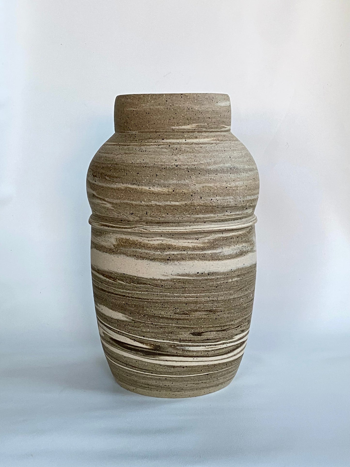 EARTH LINES: Marbled Clay Vase No6