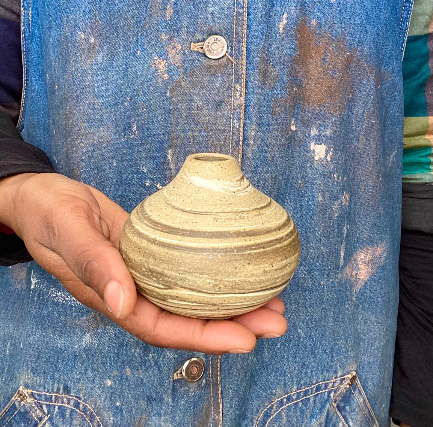 EARTH LINES: Marbled Clay Vase No20