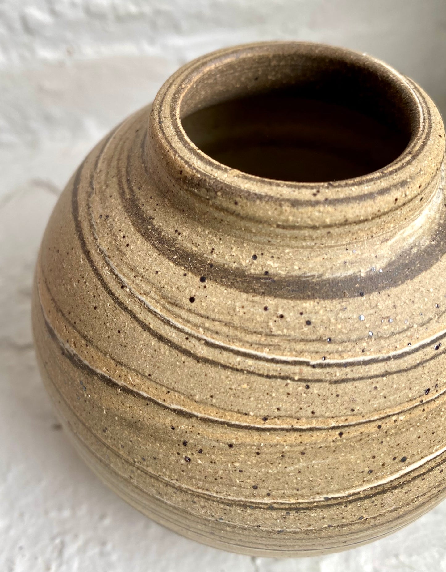 EARTH LINES: Marbled Clay Vase No19