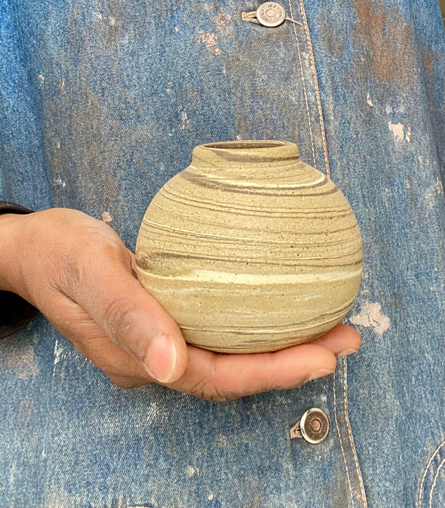 EARTH LINES: Marbled Clay Vase No19