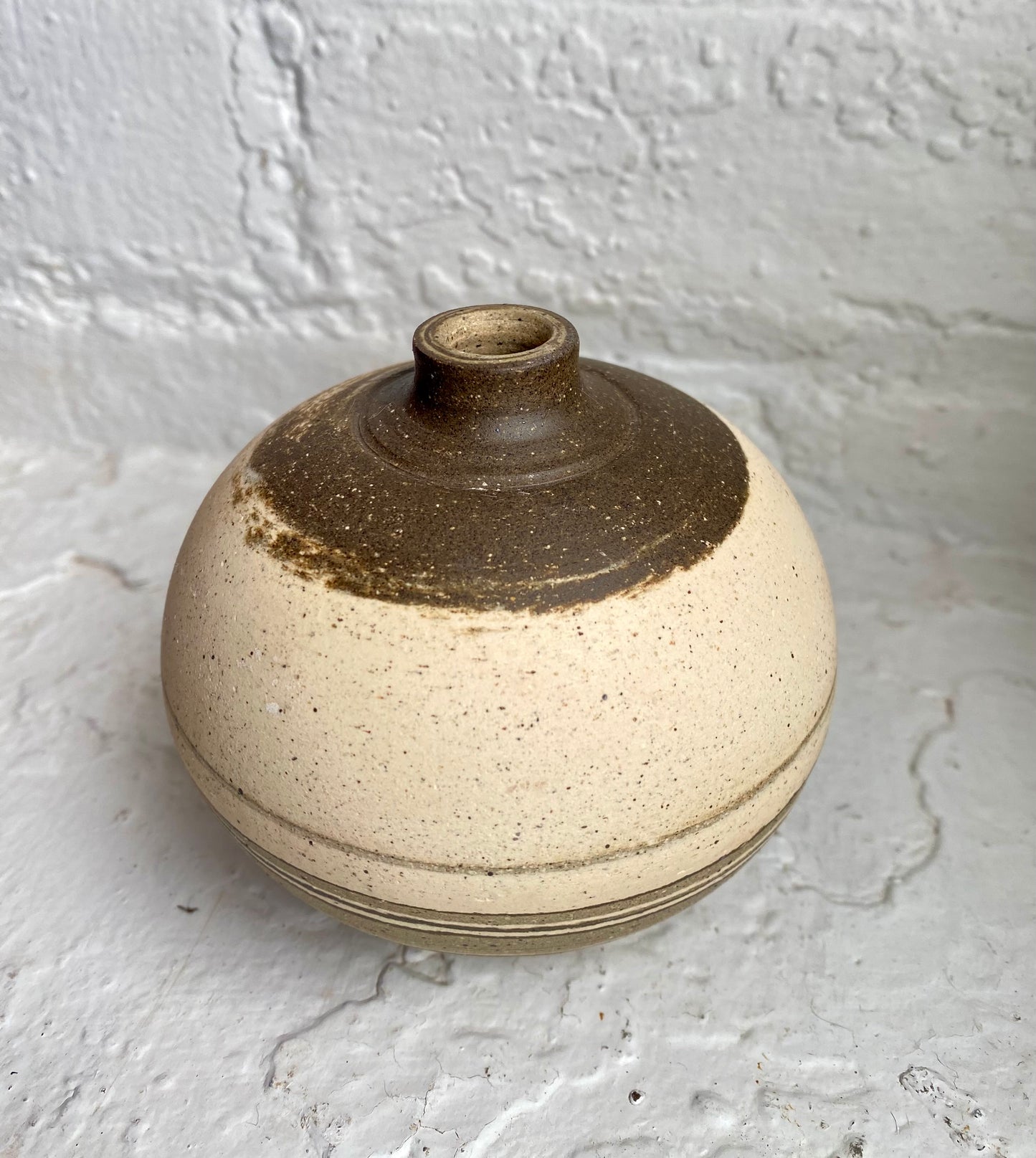 EARTH LINES: Marbled Clay Vase No18