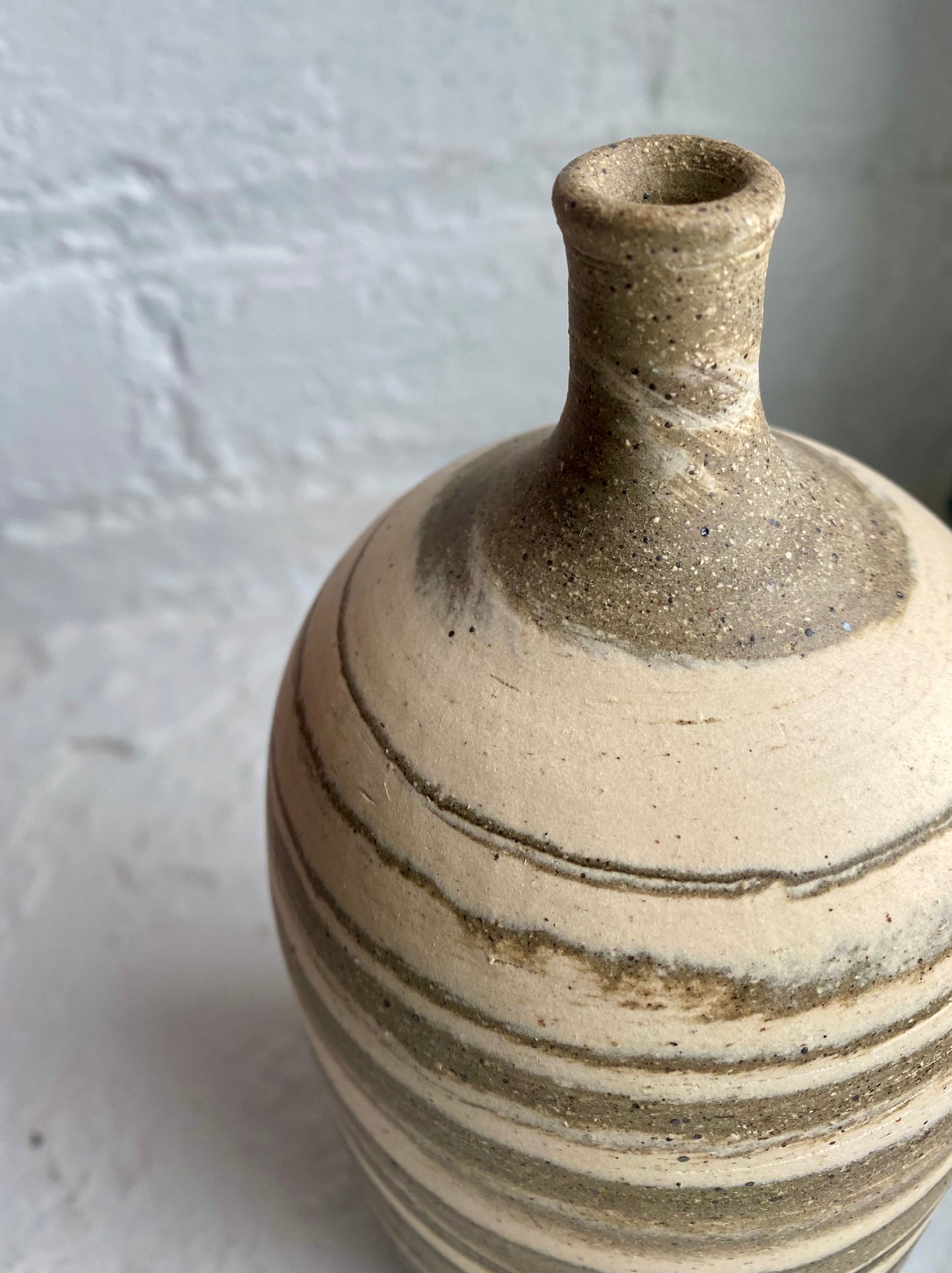 EARTH LINES: Marbled Clay Vase No14