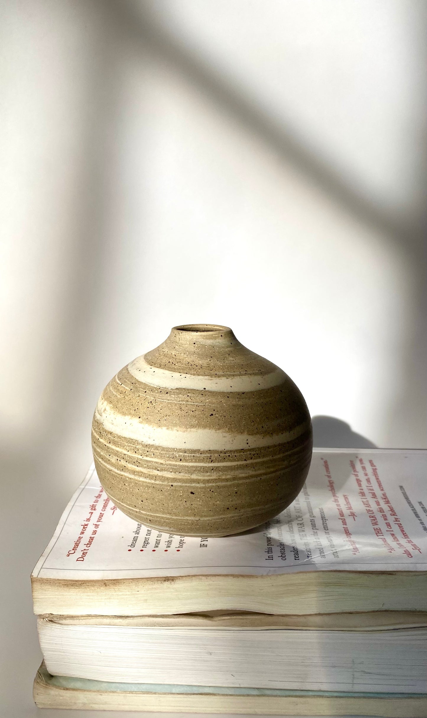 EARTH LINES: Marbled Clay Vase No20