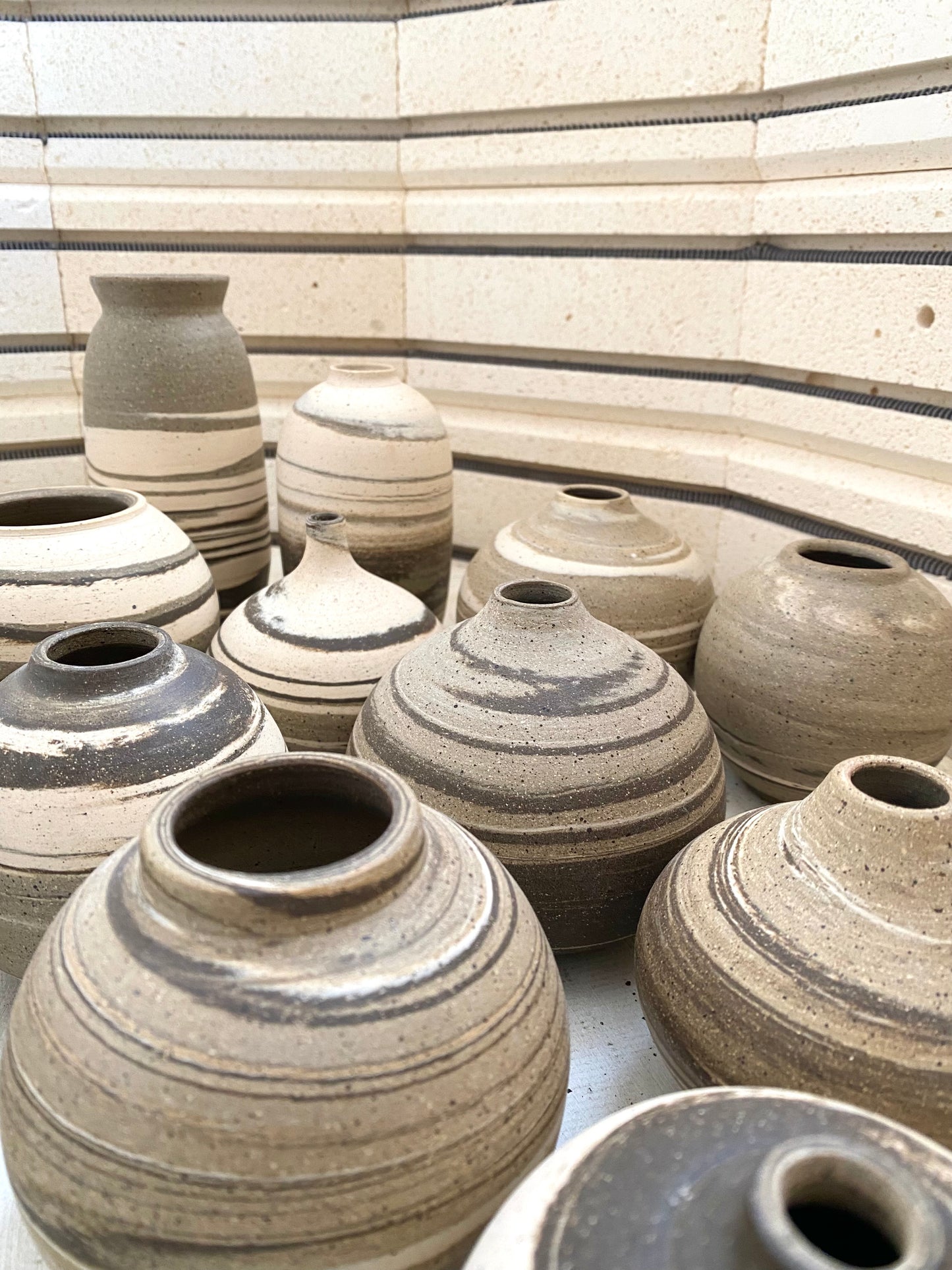 EARTH LINES: Marbled Clay Vase No17