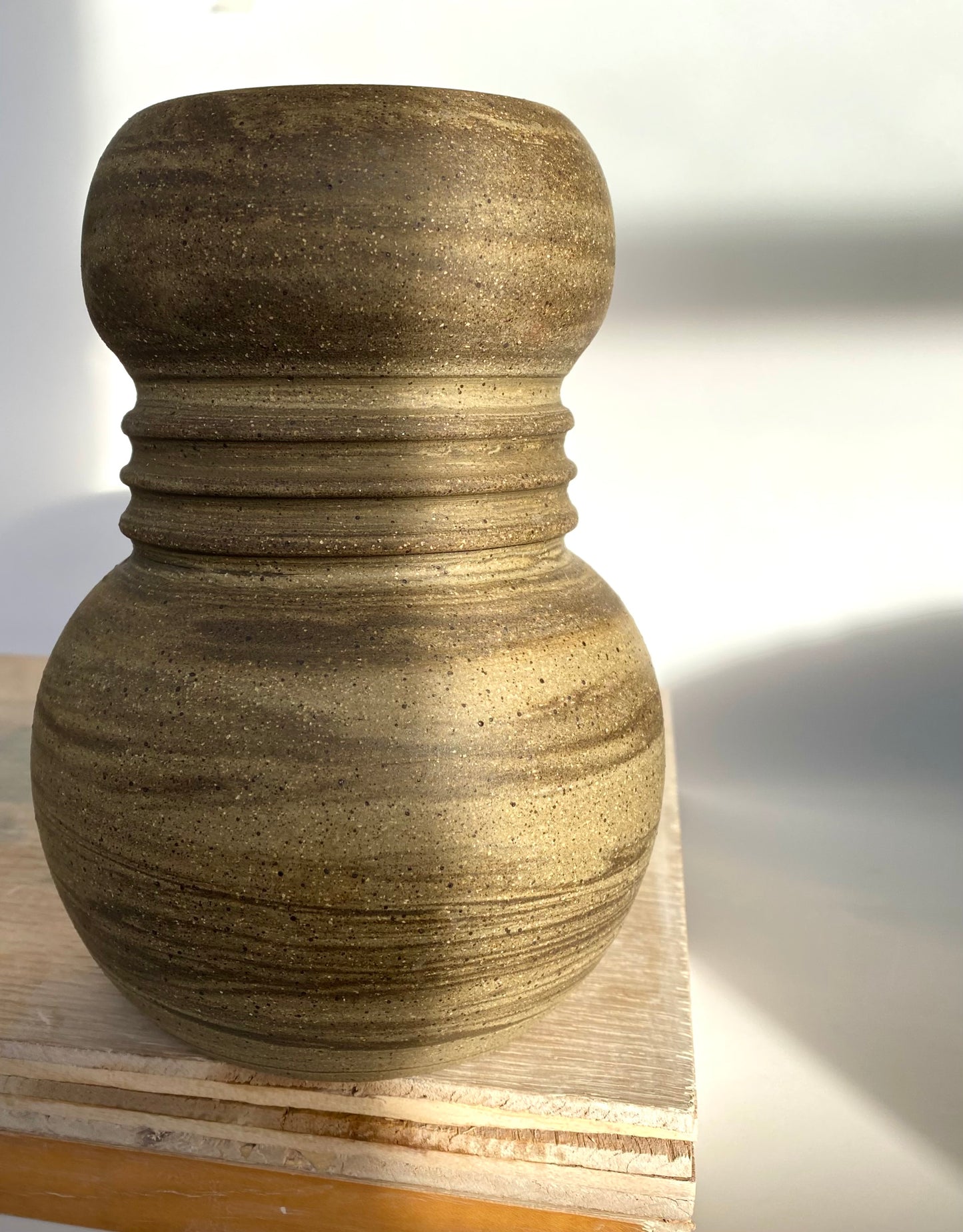 EARTH LINES: Marbled Clay Vase No8
