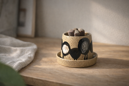 Bird Watch Planter