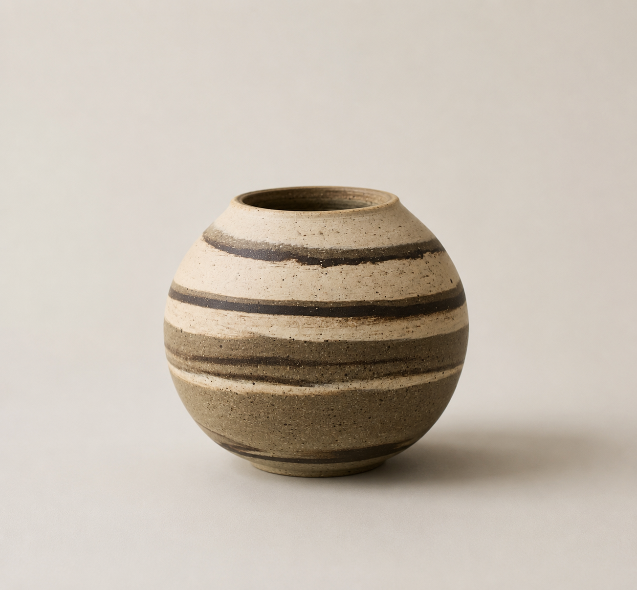 EARTH LINES: Marbled Clay Vase No16