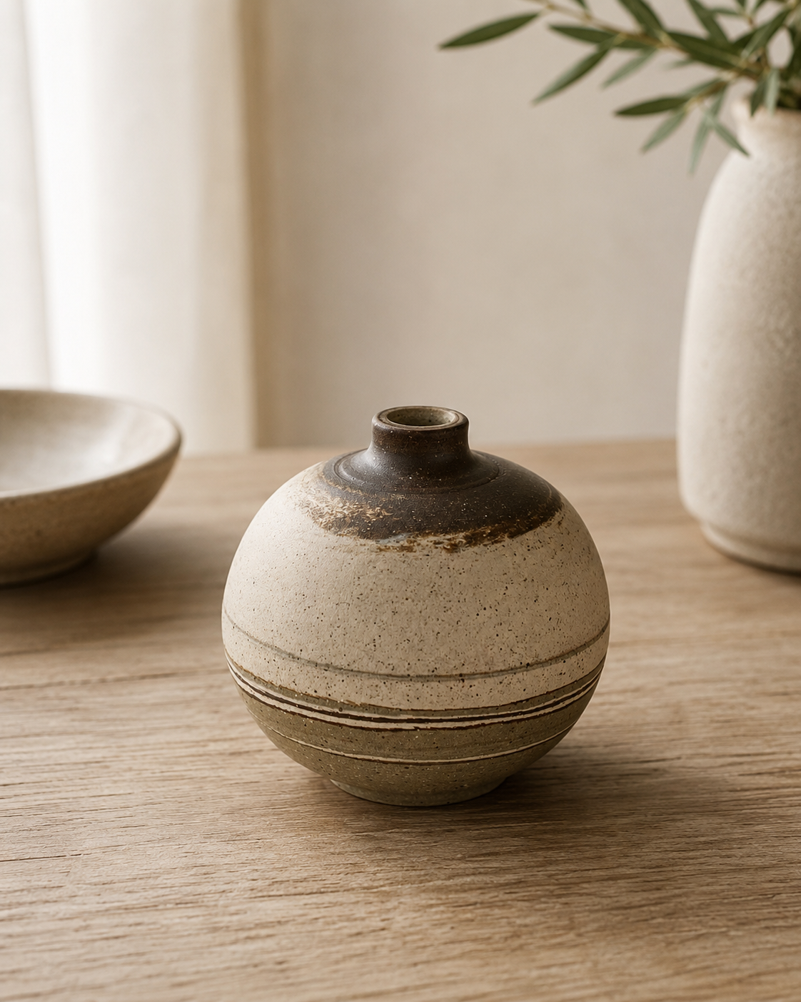 EARTH LINES: Marbled Clay Vase No18