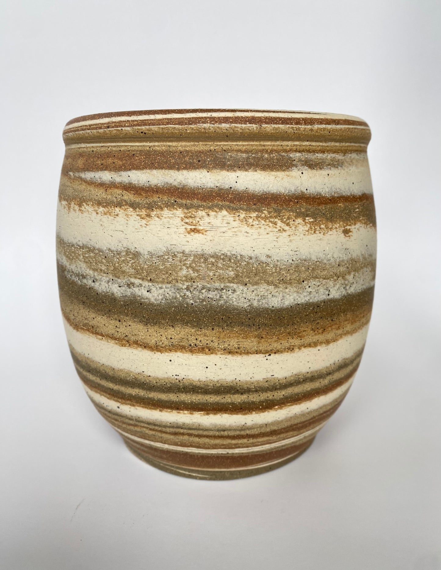 EARTH LINES: Marbled Clay Plant Holder No2