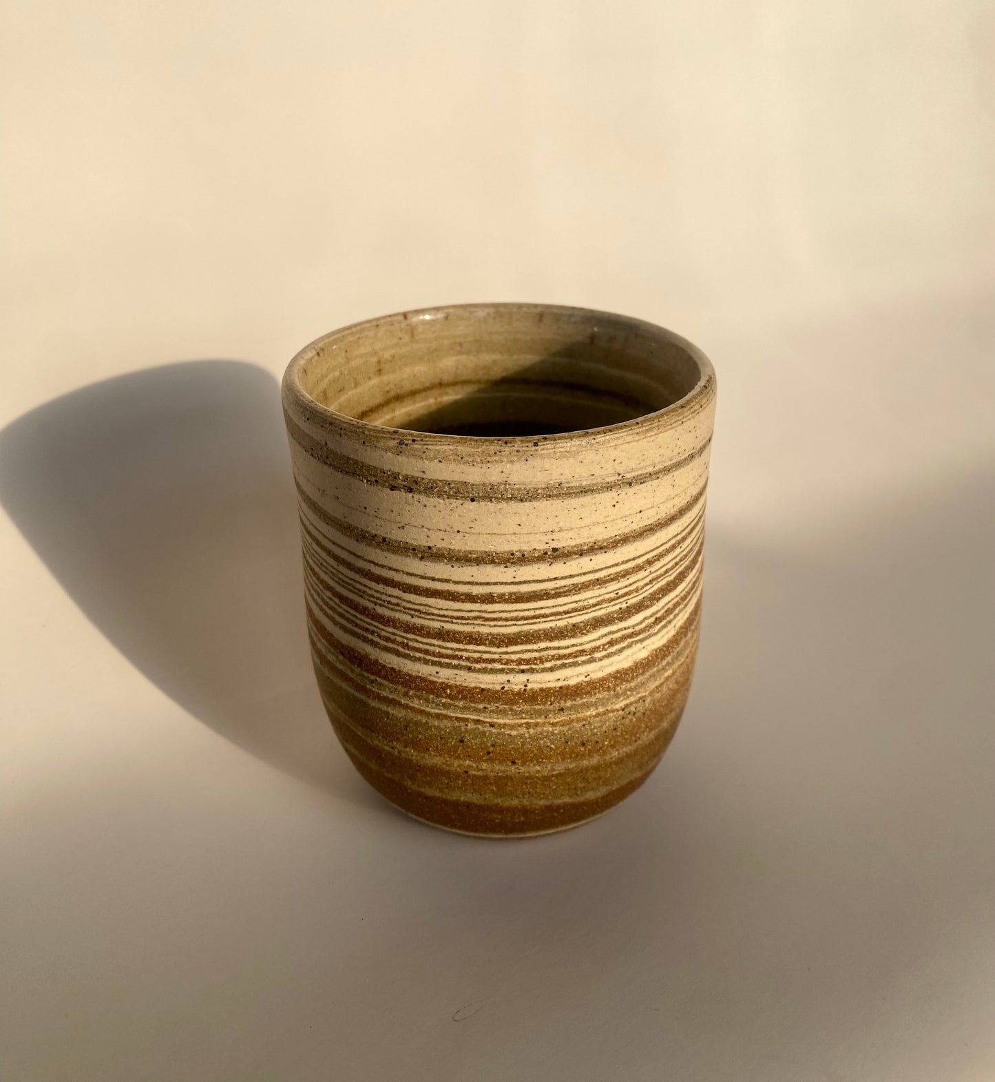 EARTH LINES: Marbled clay tumblers