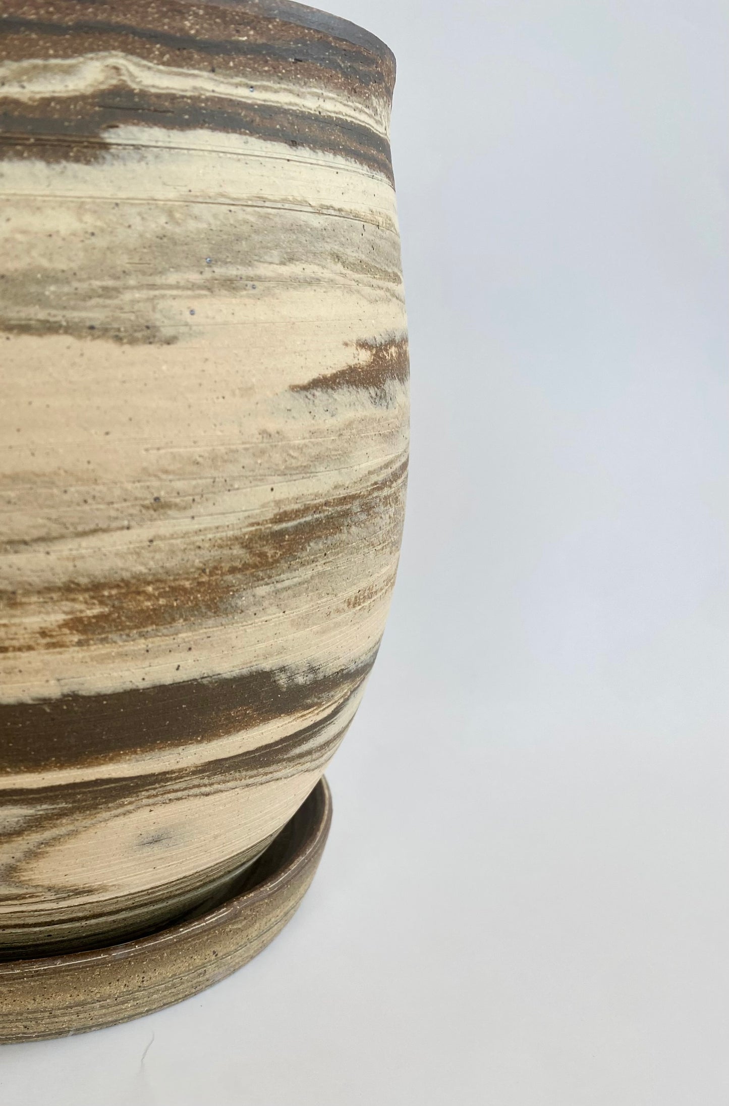 EARTH LINES: Clay Planter for Elisabeth