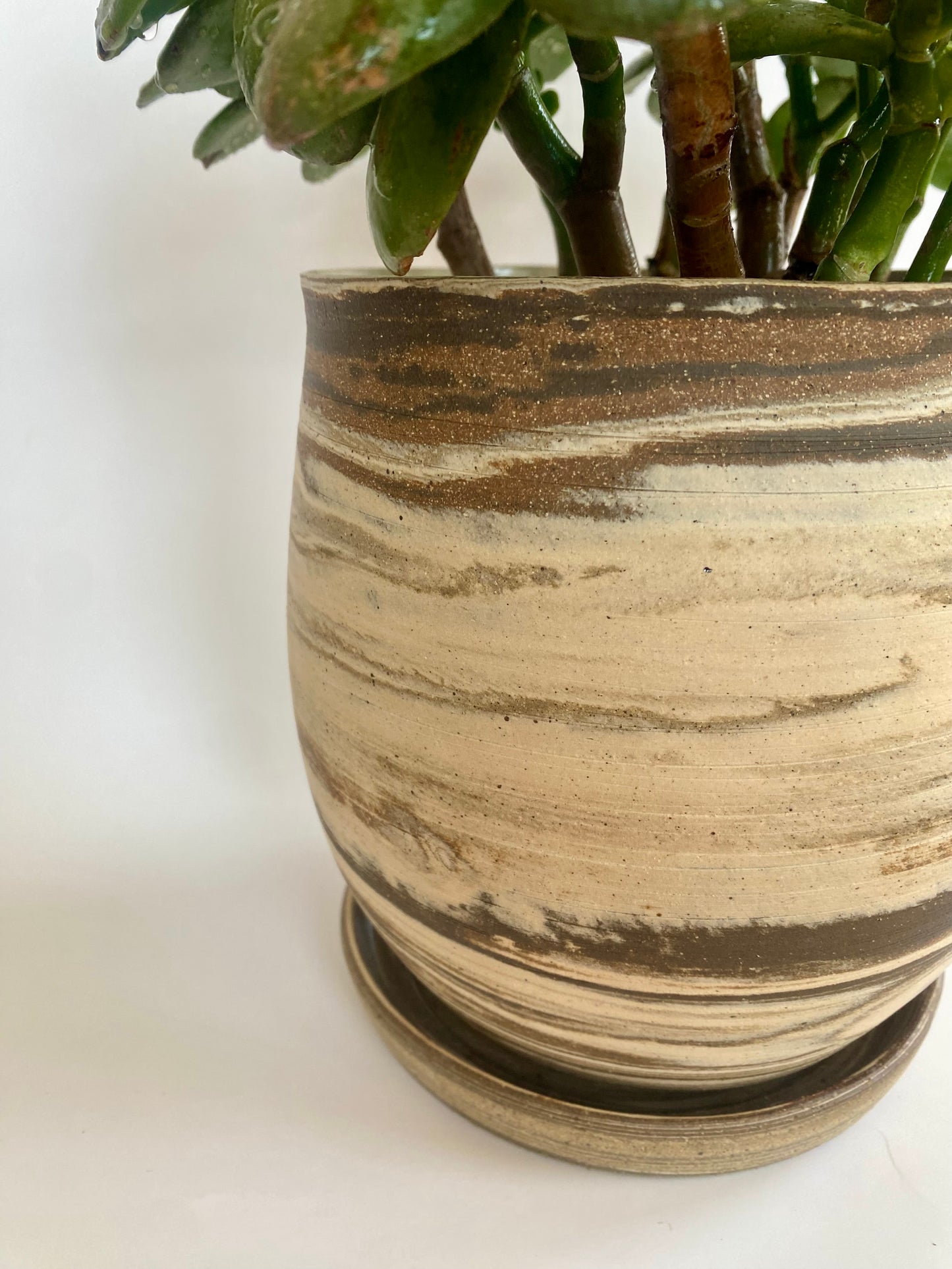 EARTH LINES: Clay Planter for Elisabeth